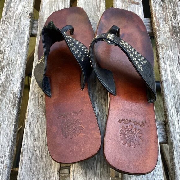 Yellow Box Mimosa Slip On Sandals Size 7.5 - Picture 2 of 5